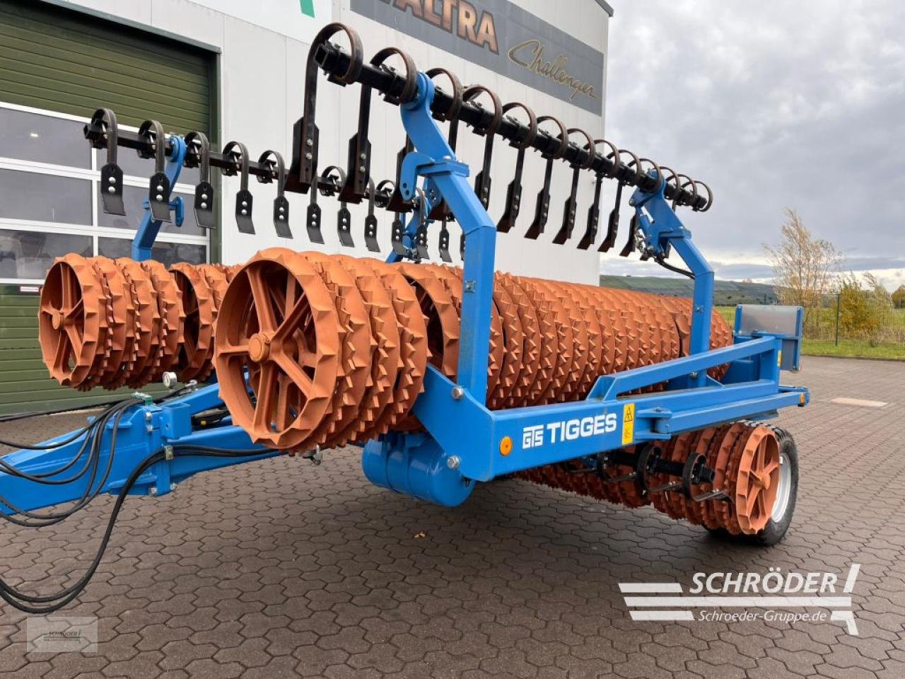 Sonstige Bodenbearbeitungsgeräte des Typs Tigges CAMBRIDGEWALZE CERAFLEX |VORFÜHRMASCHINE, Gebrauchtmaschine in Leizen (Bild 2)